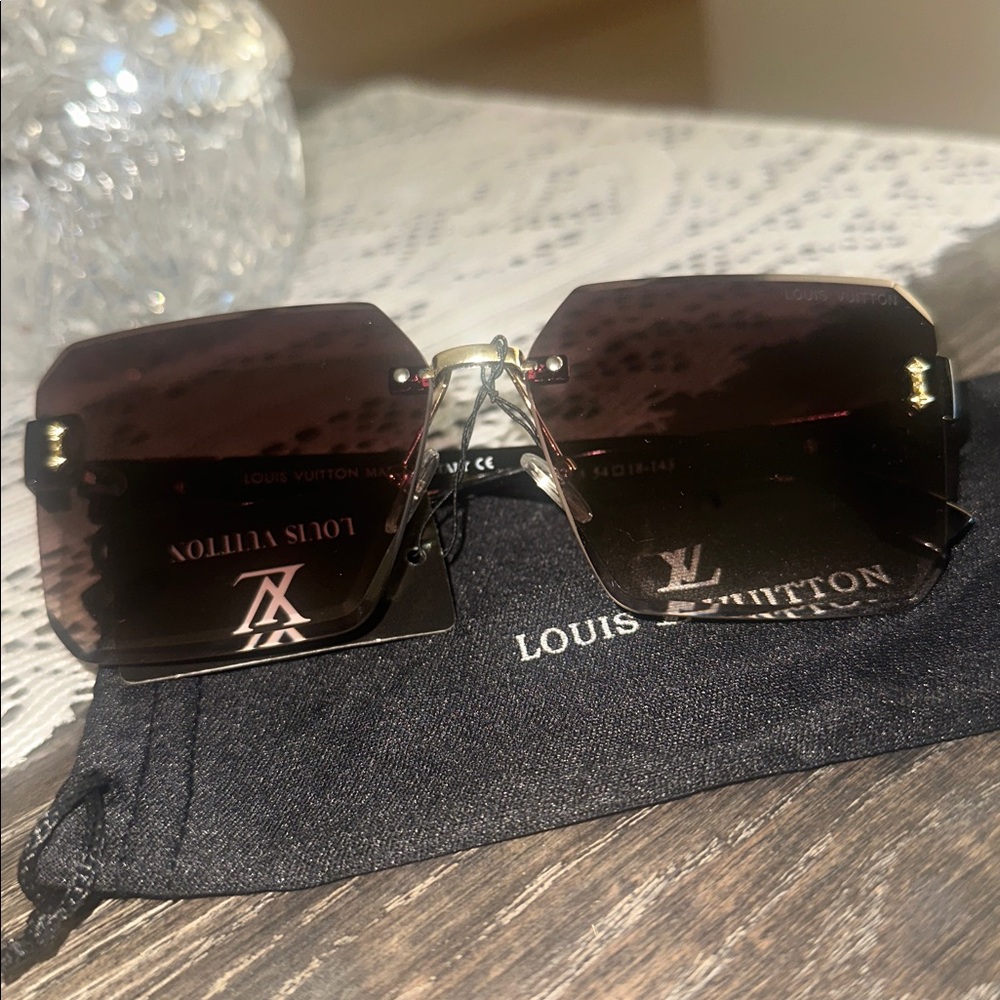 Louis Vuitton Gradient Brown Sunglasses - Picture 2 of 4